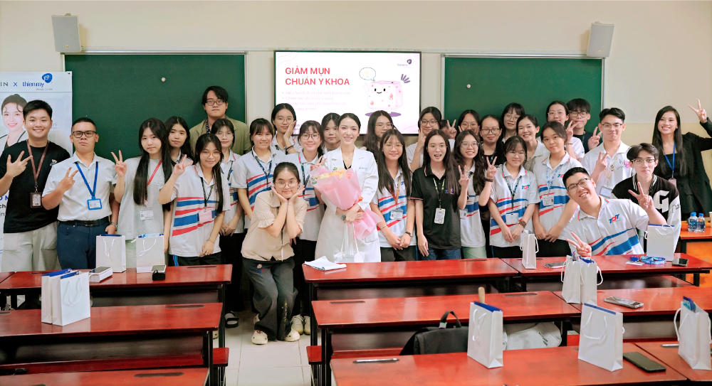 PHÒNG KHÁM THIỆN MỸ ĐỒNG HÀNH CÙNG SINH VIÊN ĐẠI HỌC TÔN ĐỨC THẮNG TRONG CHUYÊN ĐỀ “GIẢM MỤN CHUẨN Y KHOA”